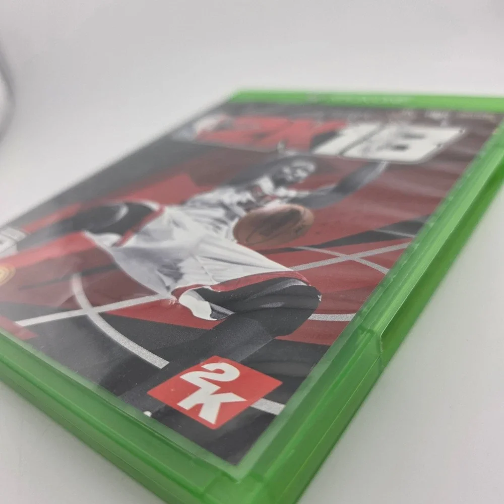 NBA 2K18 Shaq Legend Edition Xbox One Game Pre-Owned Heat #32 Cover Complete‎